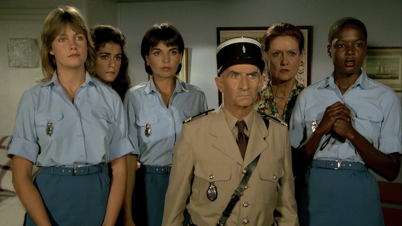 The Gendarme and the Gendarmettes still 2